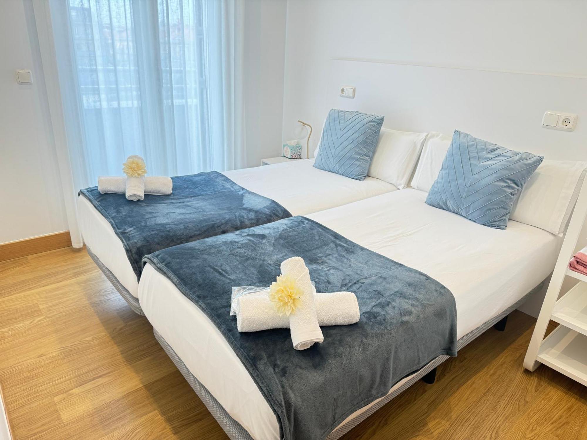 Mikain Terrace Cathedral View With Free Parking & Air Cond Apartment San Sebastian Exterior photo