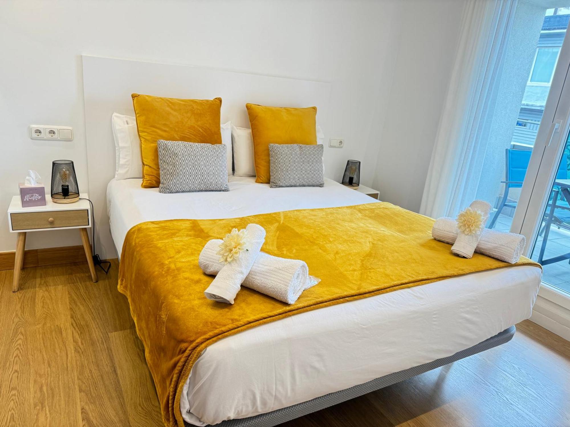 Mikain Terrace Cathedral View With Free Parking & Air Cond Apartment San Sebastian Exterior photo
